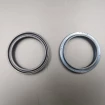 PIERŚCIEŃ ZGARNIAJĄCY K27-135x147x7/12 NBR